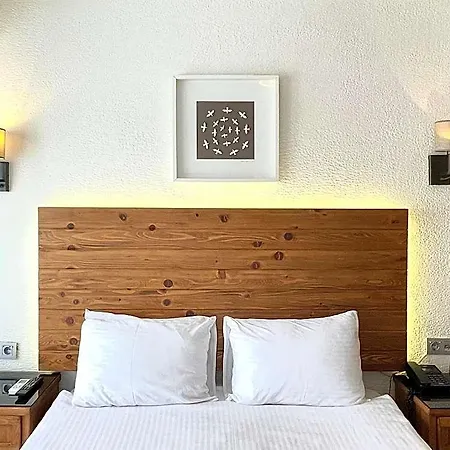 Hotell 8